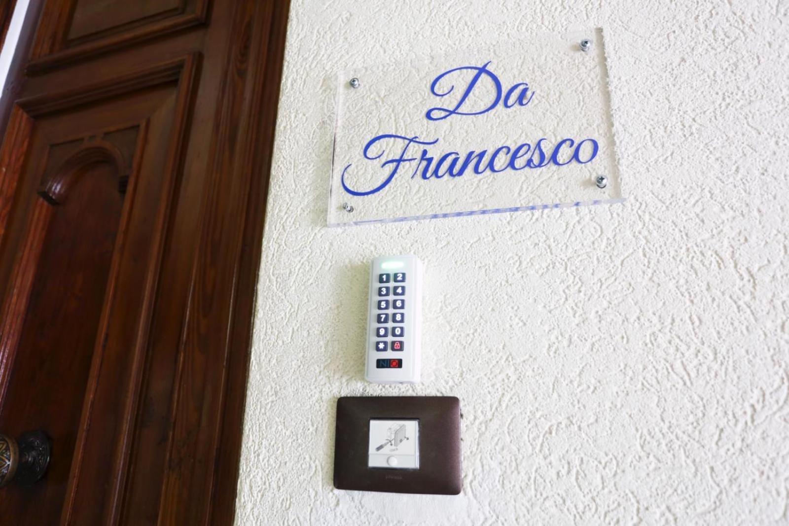 那不勒斯 Da Francesco酒店 外观 照片